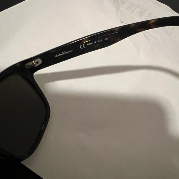 Salvatore Ferragamo Black Sunglasses - Picture 4 of 6